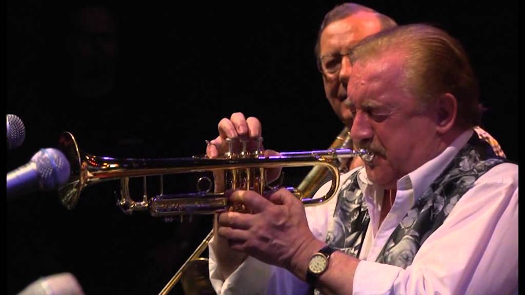 Gentleman Jim McIntosh and the Jazzaholics