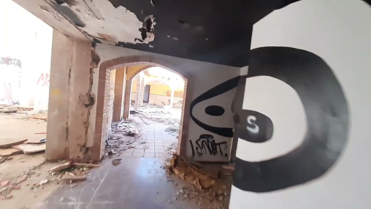 EN ESTA DISCOTECA DE VALENCIA SE INSTALO EL PRIMER RAYO LASÉR DE TODA ESPAÑA,CHIVAGO RIVER.