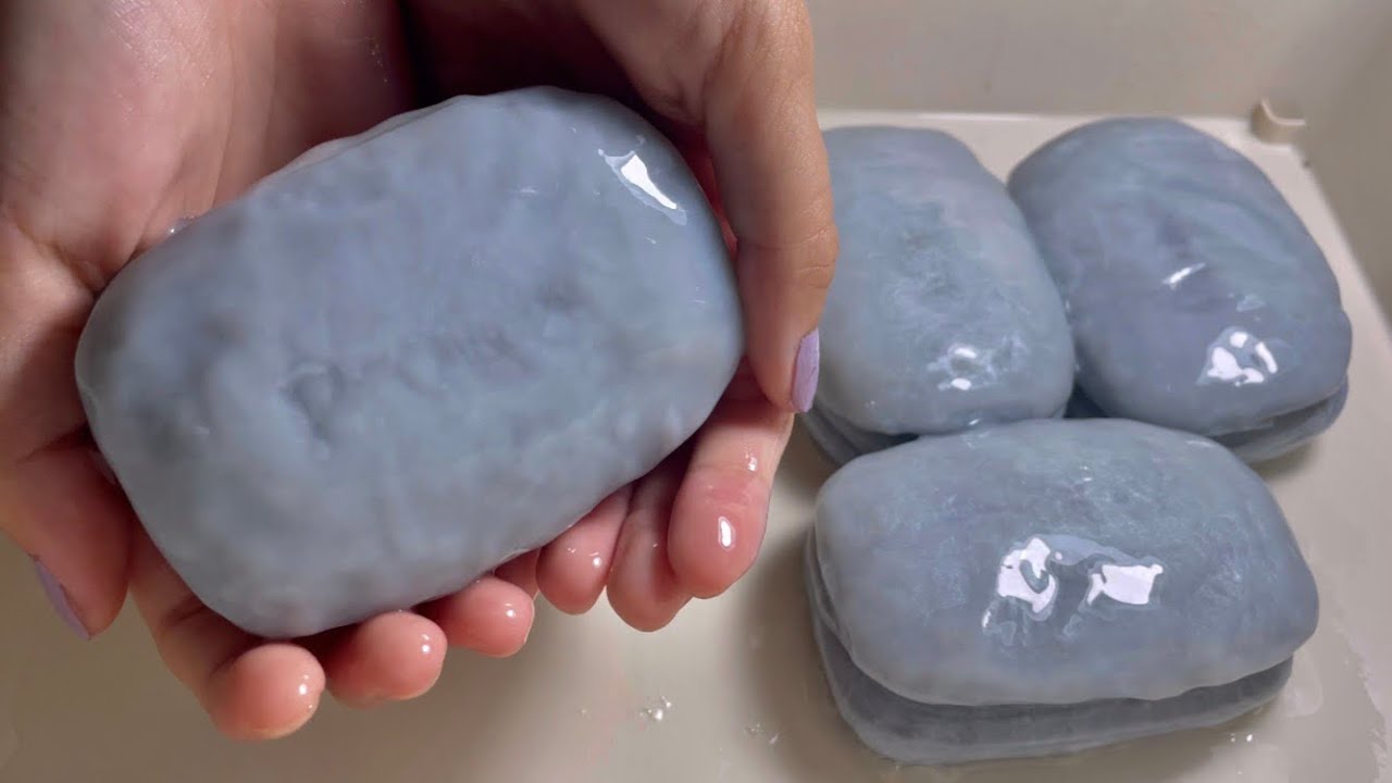 Black mushy soap soaked🖤🏴| sponge squeeze & washing | Satisfying video