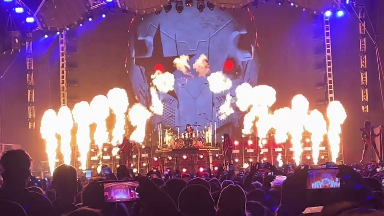 Kiss - War Machine/ Heaven’s on Fire - LIVE (Lima, Perú) May 4, 2022 - 4K 1080p