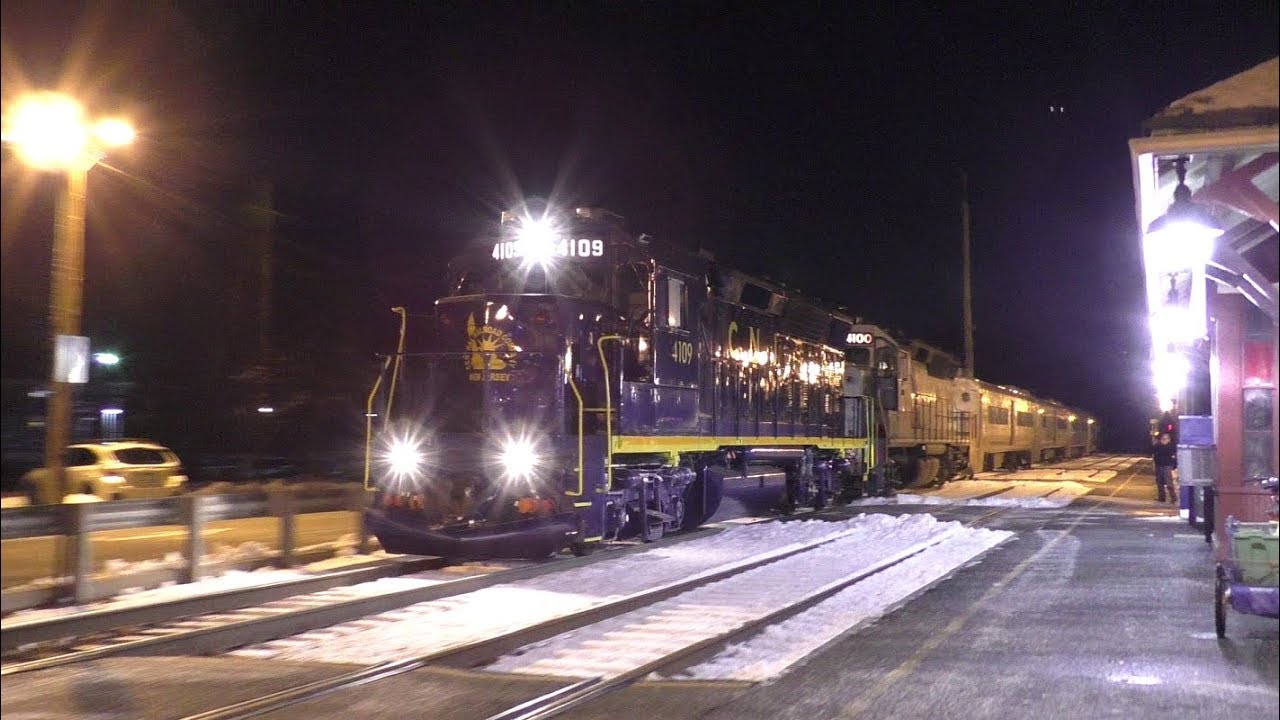 NJ Transit EMD GP40PH-2 CNJ Geep Heritage Unit 4109 On Train 1055 @ Lincoln Park (12/3/19)