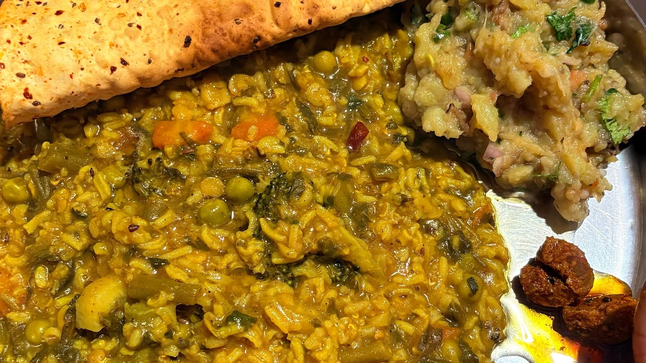 नहीं खाने वाले भी इस खिचड़ी को माँग-माँग खाएँगे 😄#khicdi #makarsankranti #recipe 