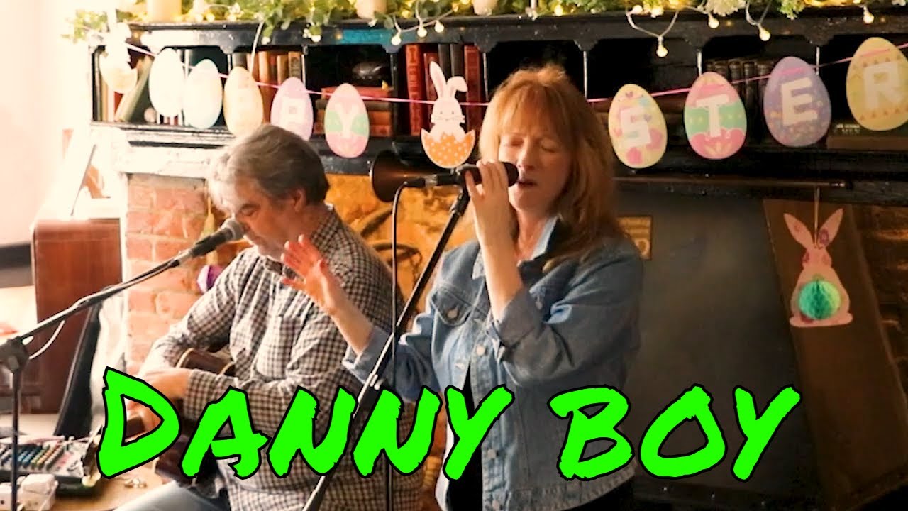 Danny Boy-Irish Traditional-live and solo-No Fixed Abode live-Una Walsh-acapella vocal