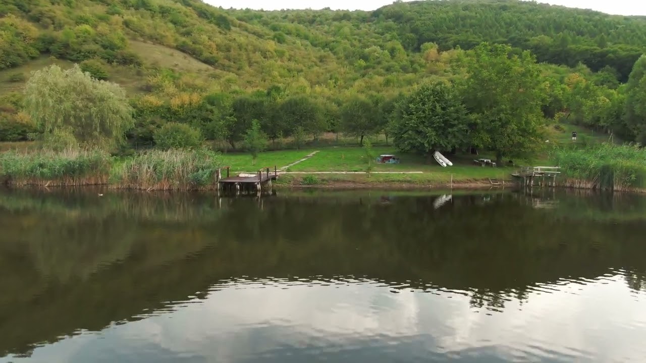 EXCLUSIVITATE - Teren cu lac Santejude Vale - Taga, de vanzare