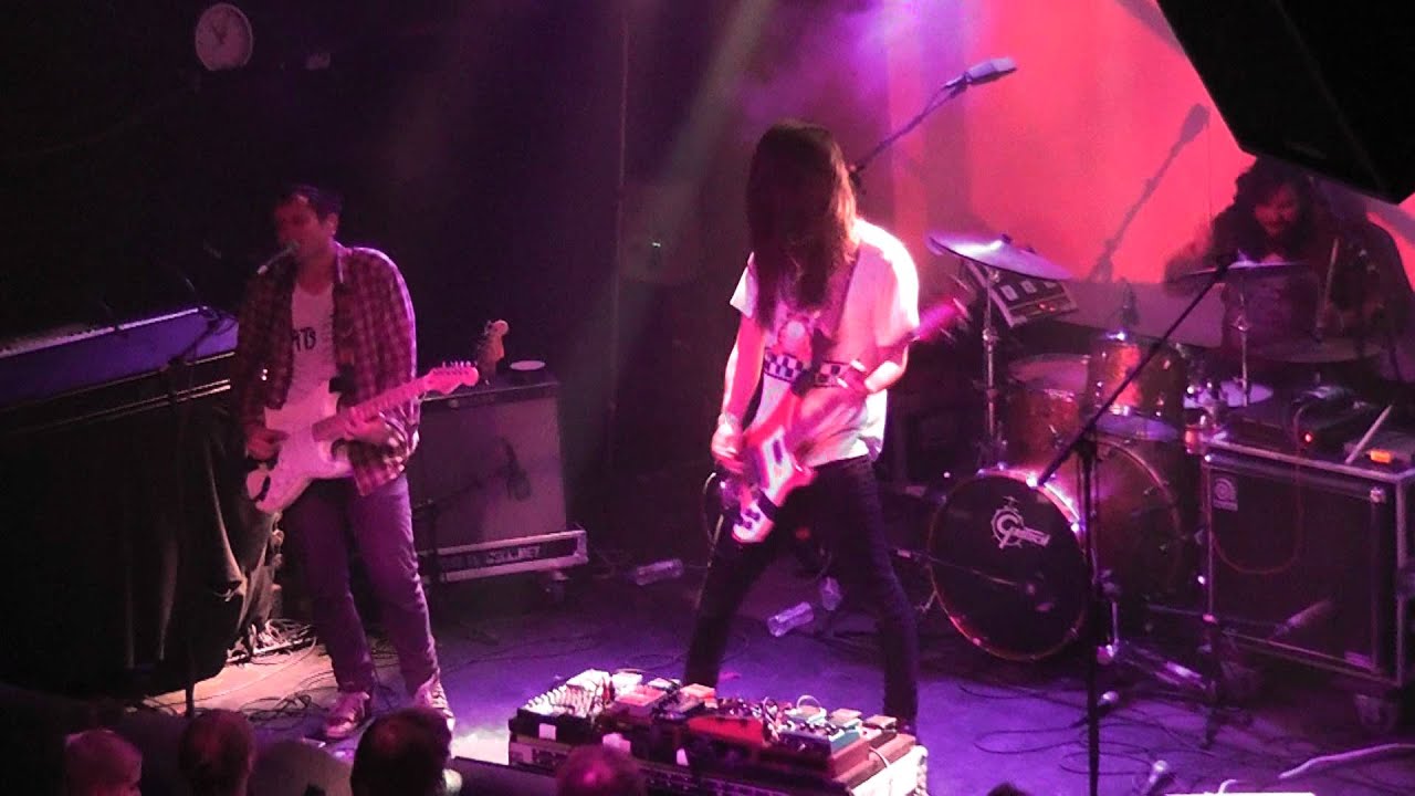 Health - Life || live @ 013 Tilburg / #incu11 || 13-09-2011