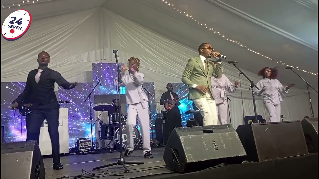 Mathias Mhere performing at Scottland Kit unveiling in Harare 