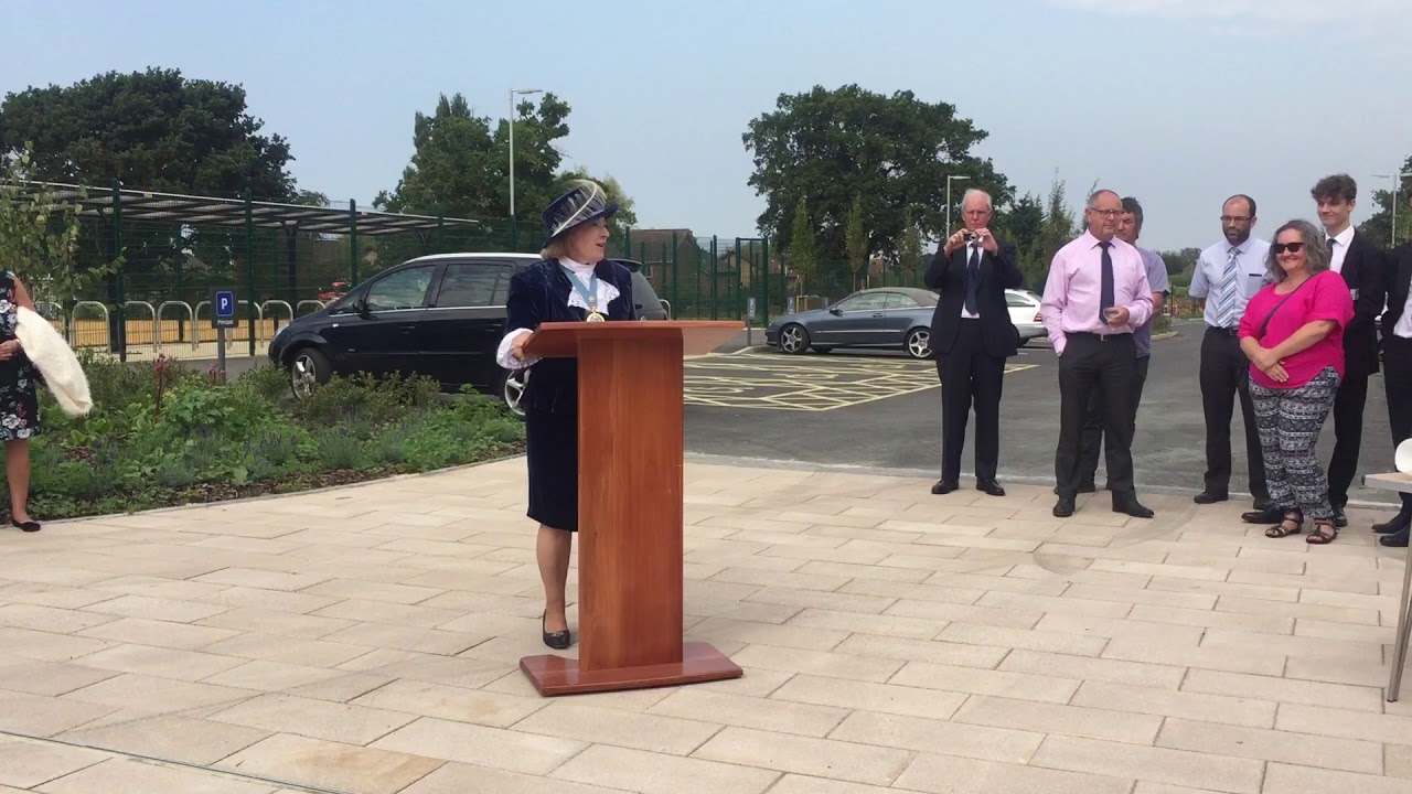 The Isle of Wight&rsquo;s High Sheriff Officially opens Ryde Academy&rsquo;s new build