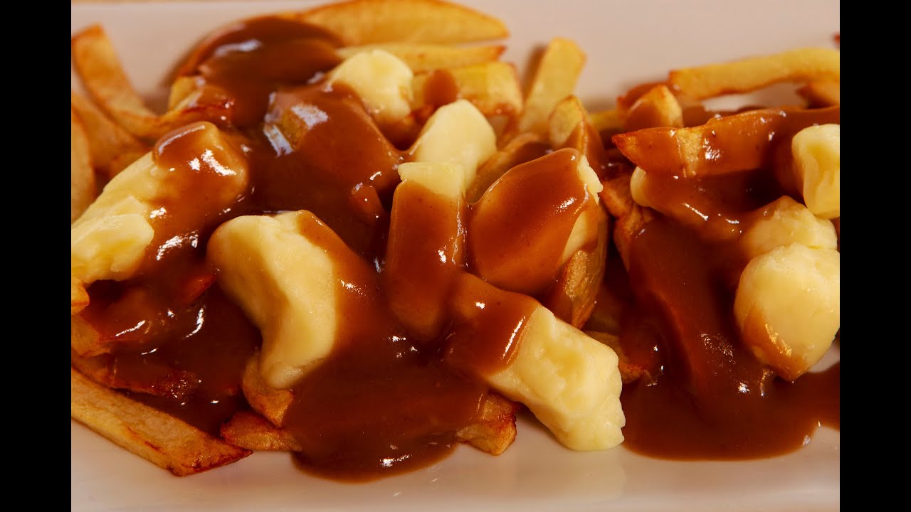 Poutine (Cheese Curds, French Fries and Gravy) - Sous Chef Jordan