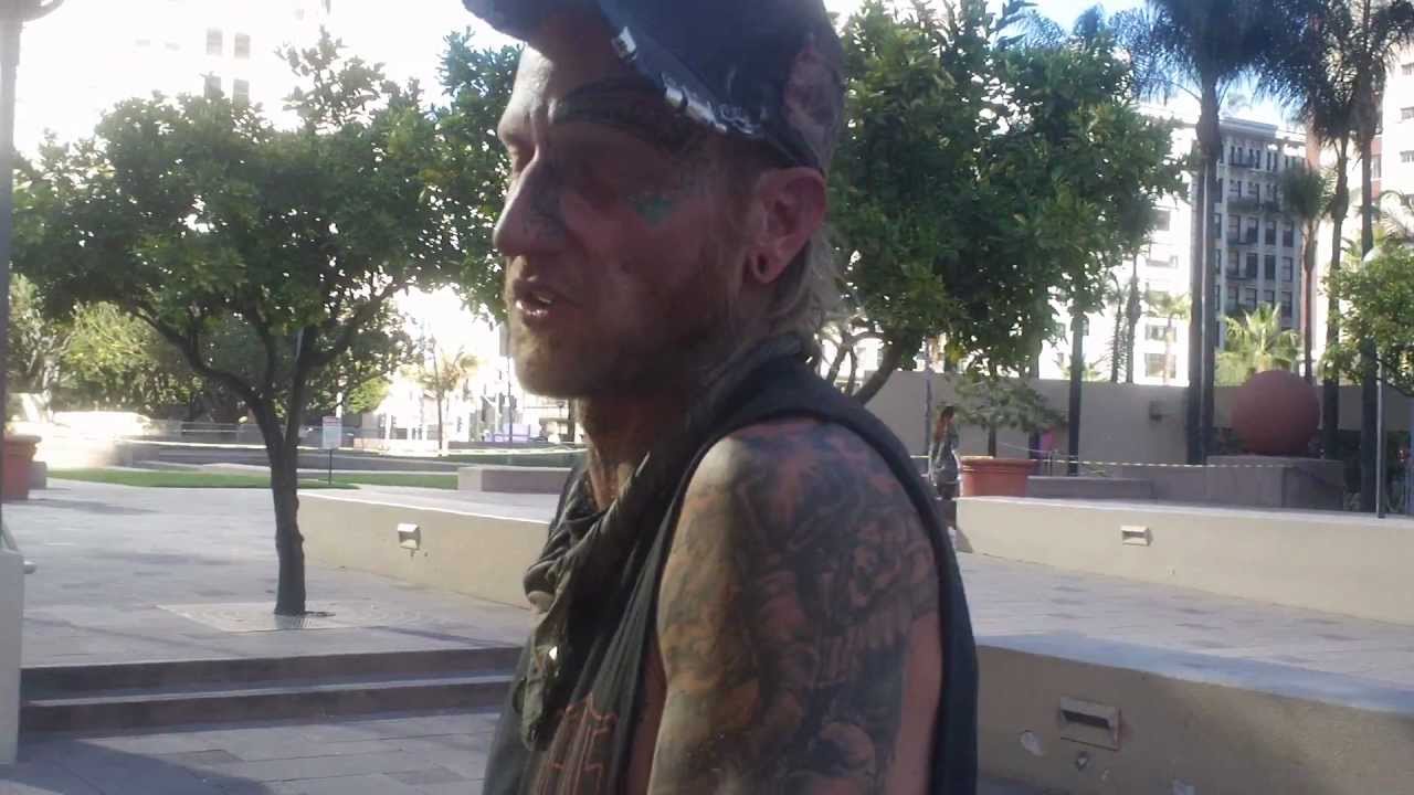 Freight Train Hopping Couple Ends Up At Pershing Square - Downstreet$
