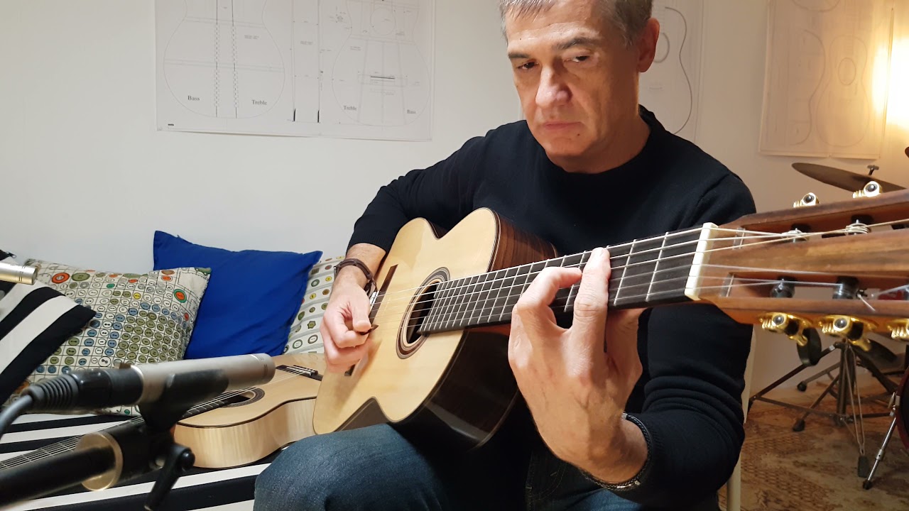 Makis Ablianitis at Dimitris Piperidis classical guitar workshop