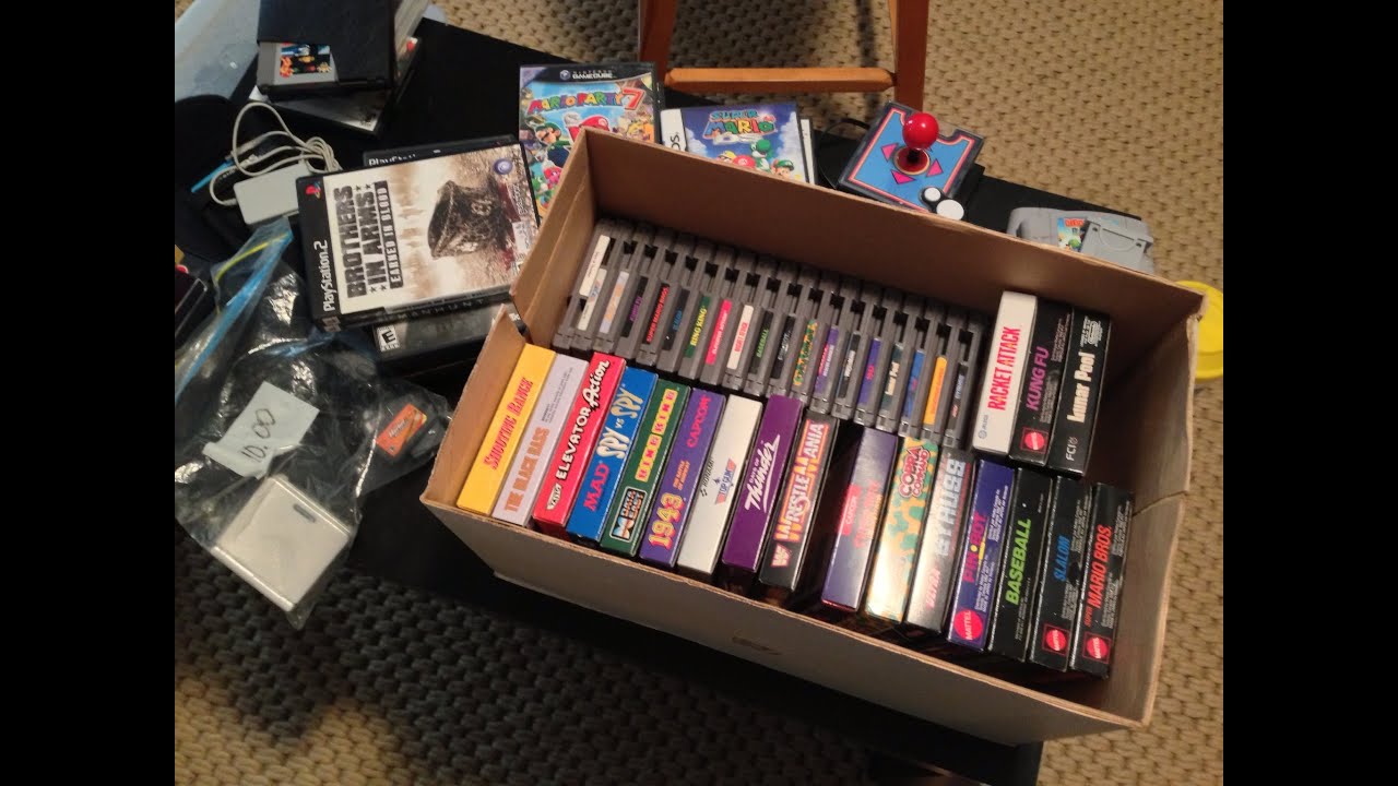 Live Garage Sale Pickups - Episode #5 Huge NES Score!!!