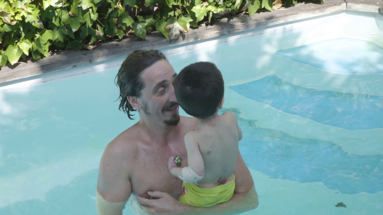 Adrián e Iván Massagué. Por un verano sin rechazo en las piscinas.