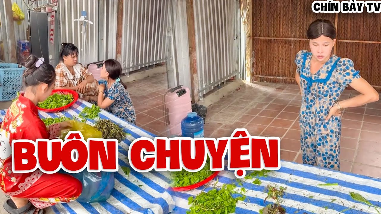 Mải Buôn Chuyện Bà Chín Bị Dành Hết Sạp Rau, Quay Ra Chửi Lộn Với Bạn Thân  - Chín Bảy TV