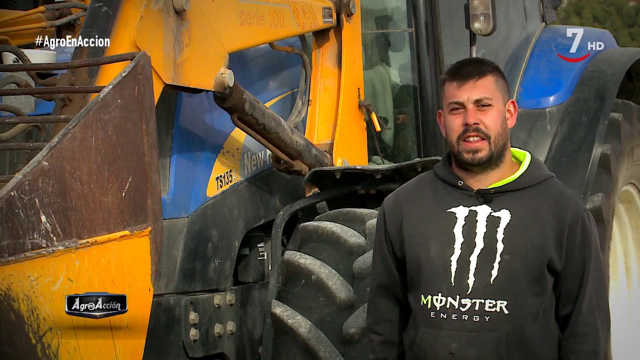 Agro en acción (73).- Vehículos agrícolas de ocasión Pedro Gómez y segadora NK 3200 de ELHO