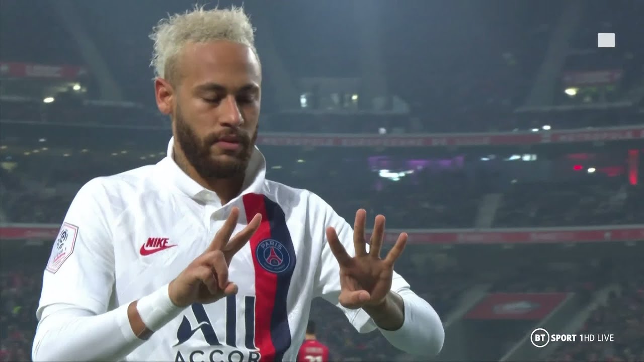 Neymar pays tribute to the late Kobe Bryant after scoring for PSG