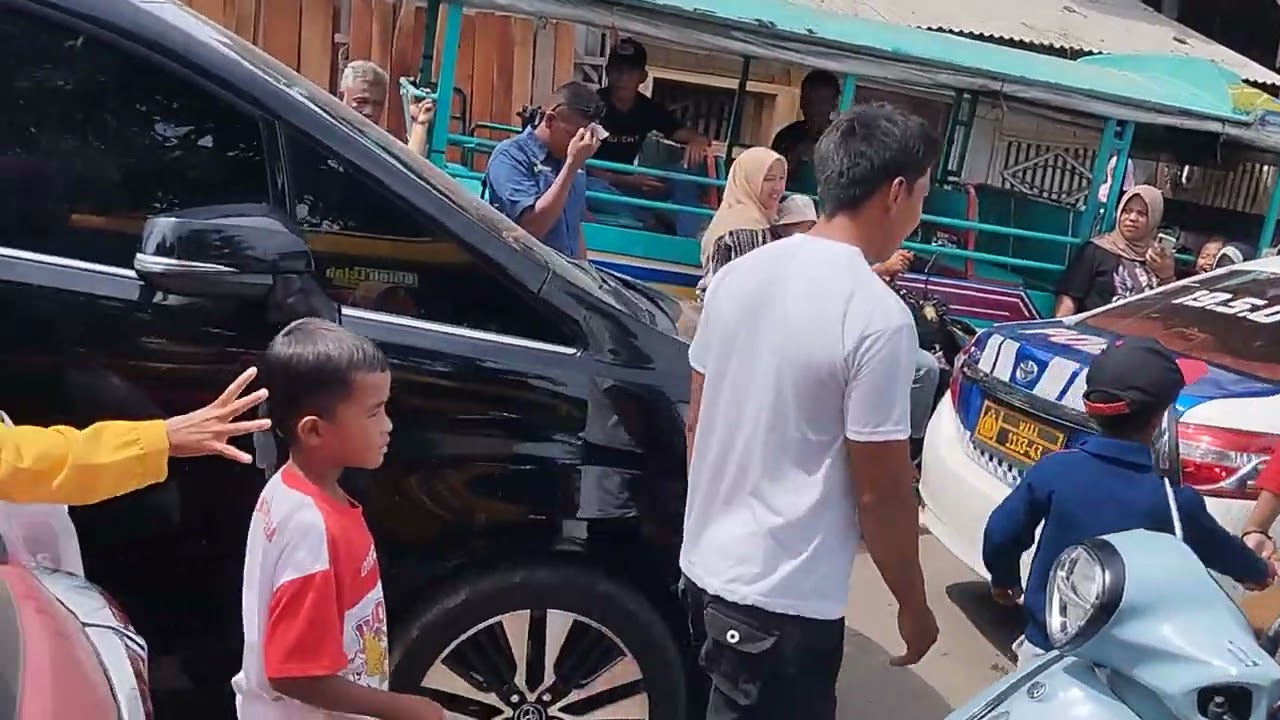 Semua histeris menyambut Dede April DA7