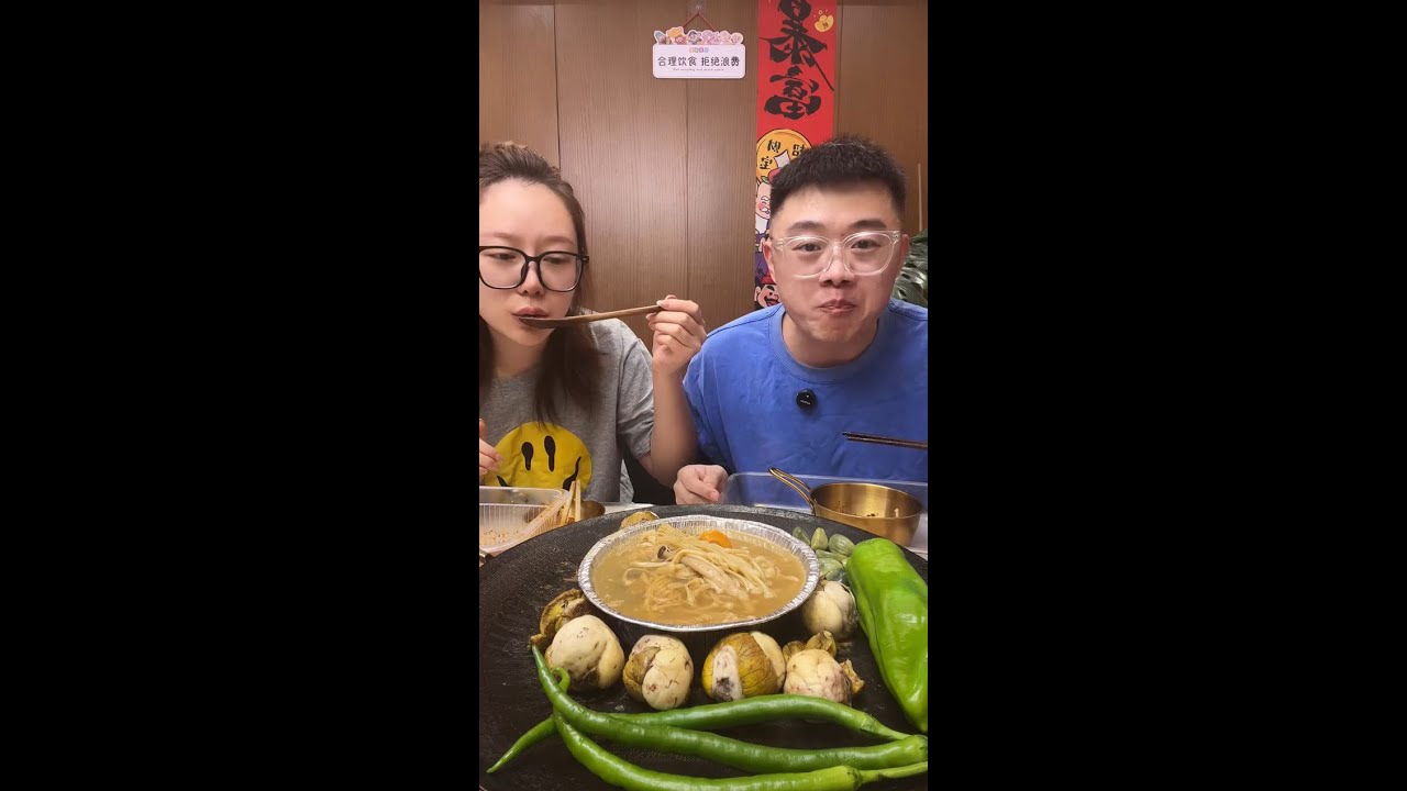 🔴 LIVE: Cozy Couple Dinner Chat | Gentle ASMR Eating & Warm Mukbang Moments Together