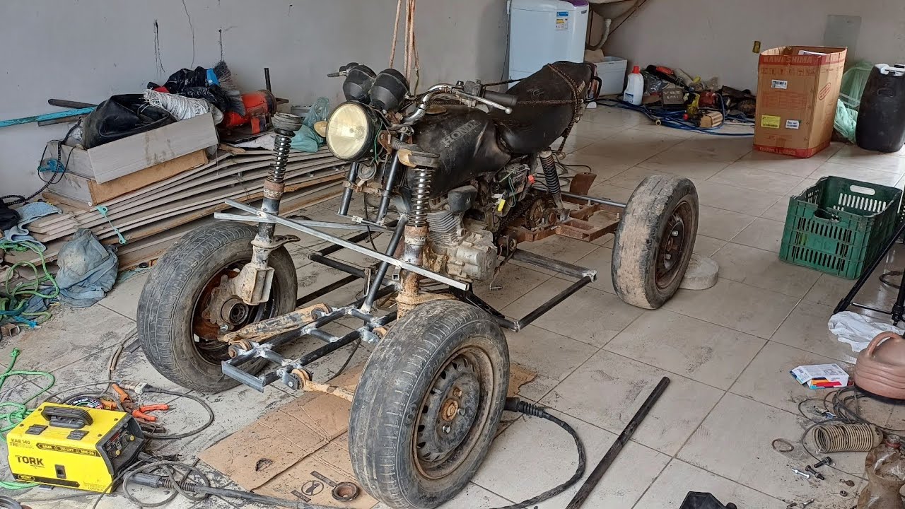 Transformando o triciclo em um quadriciclo caseiro parte (2)