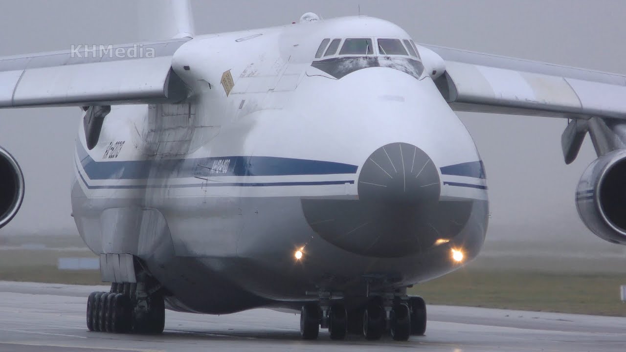Руслан в дождь Ан-124 RA-82013 ВКС России