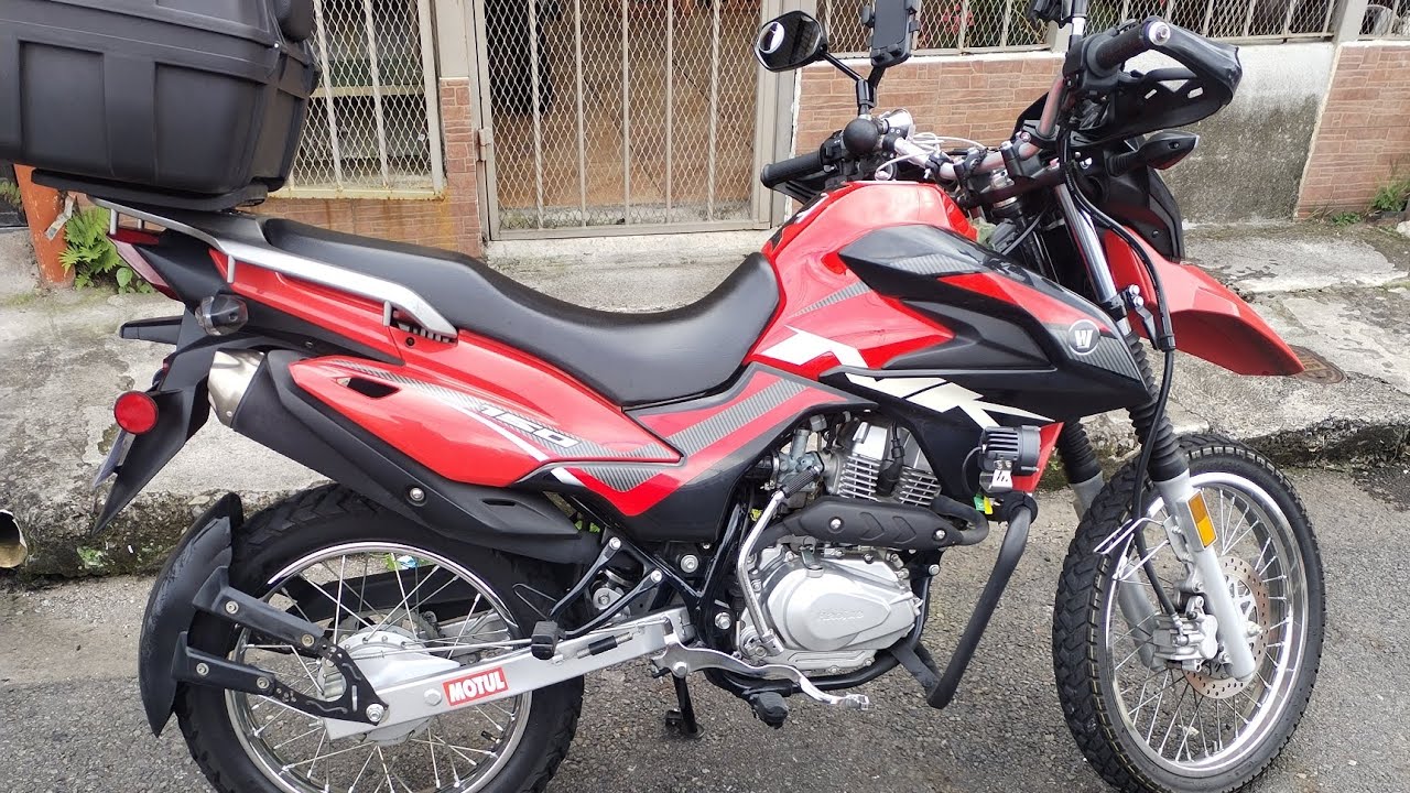 le muestro algunos accesorios que tiene mi Haojue nk 150 suzuky