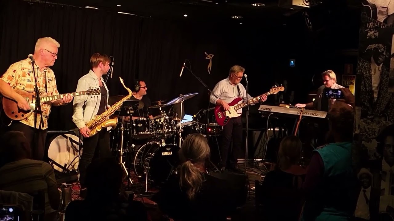 Grew up with gospel - Hawk on flight (live)