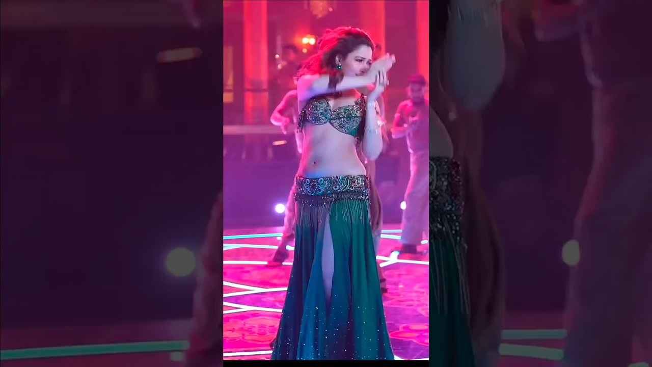 Tamanna dancing in stage, 💕 allu arjun funny moments with sj surya💞