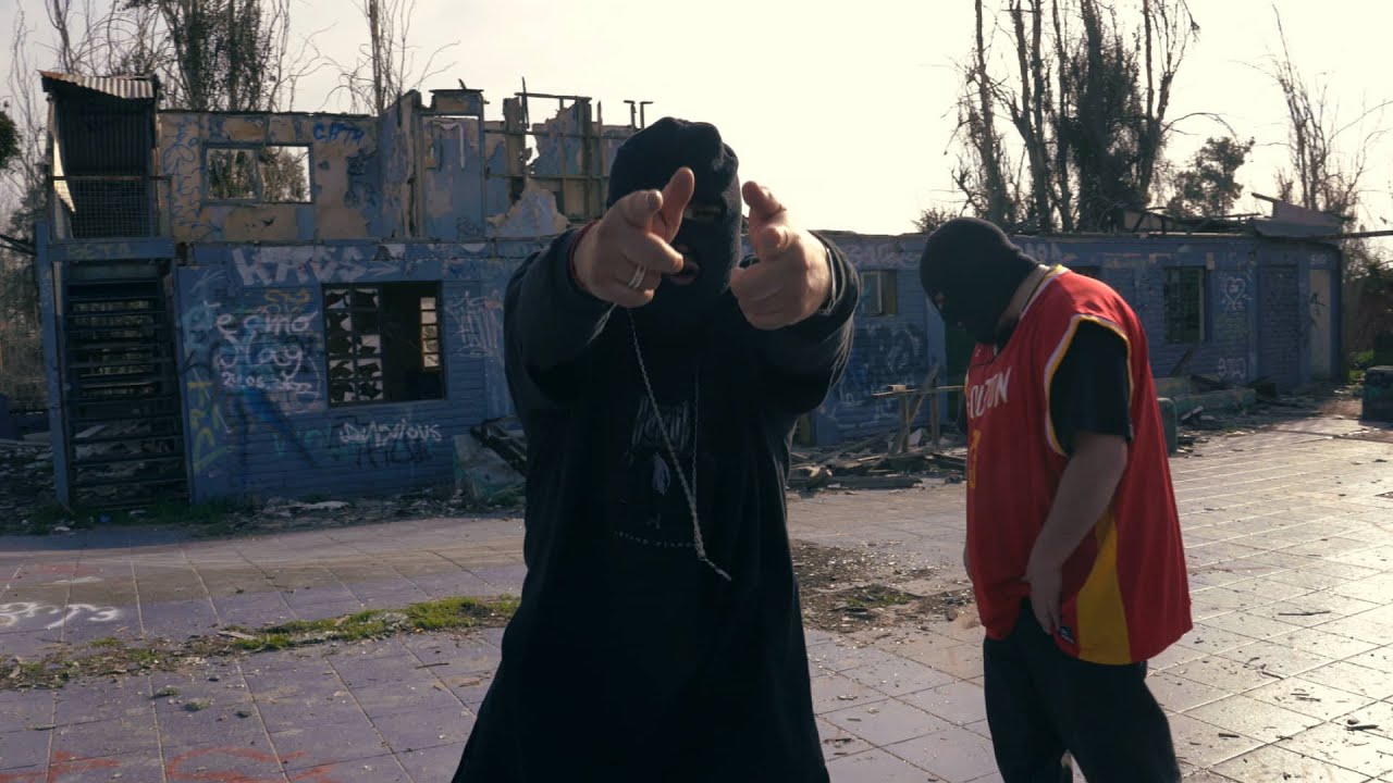 BASCUR Feat EL BRUTO CHR & DJ DMT - MOMENTO CRUCIAL -(Video Oficial) LEOJAHBEATS