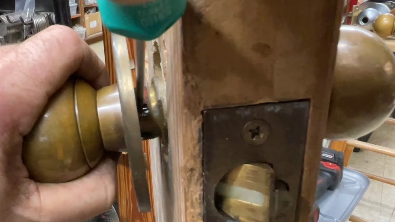 dealing with Sargent 8 Line Knobs, how to remove/rekey