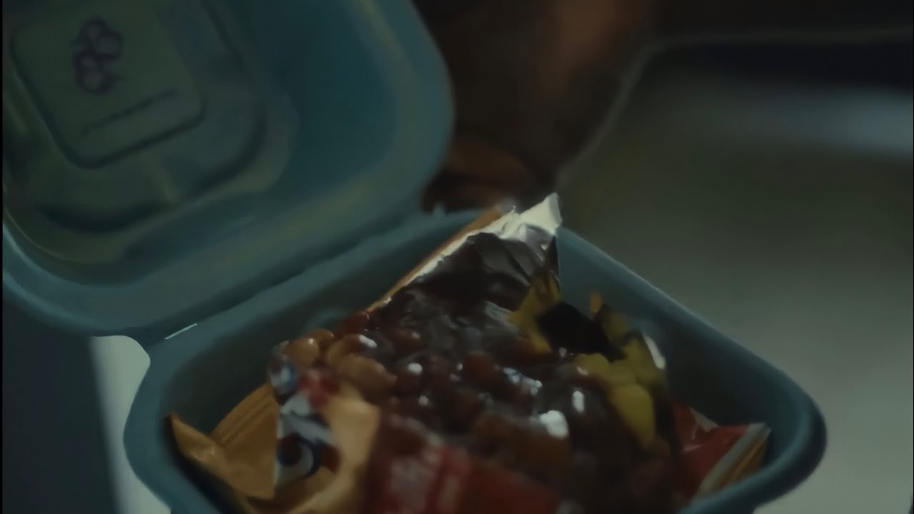 Atlanta S4 E1 | Blue Blood - Zoo Pie (Earl Sweatshirt)