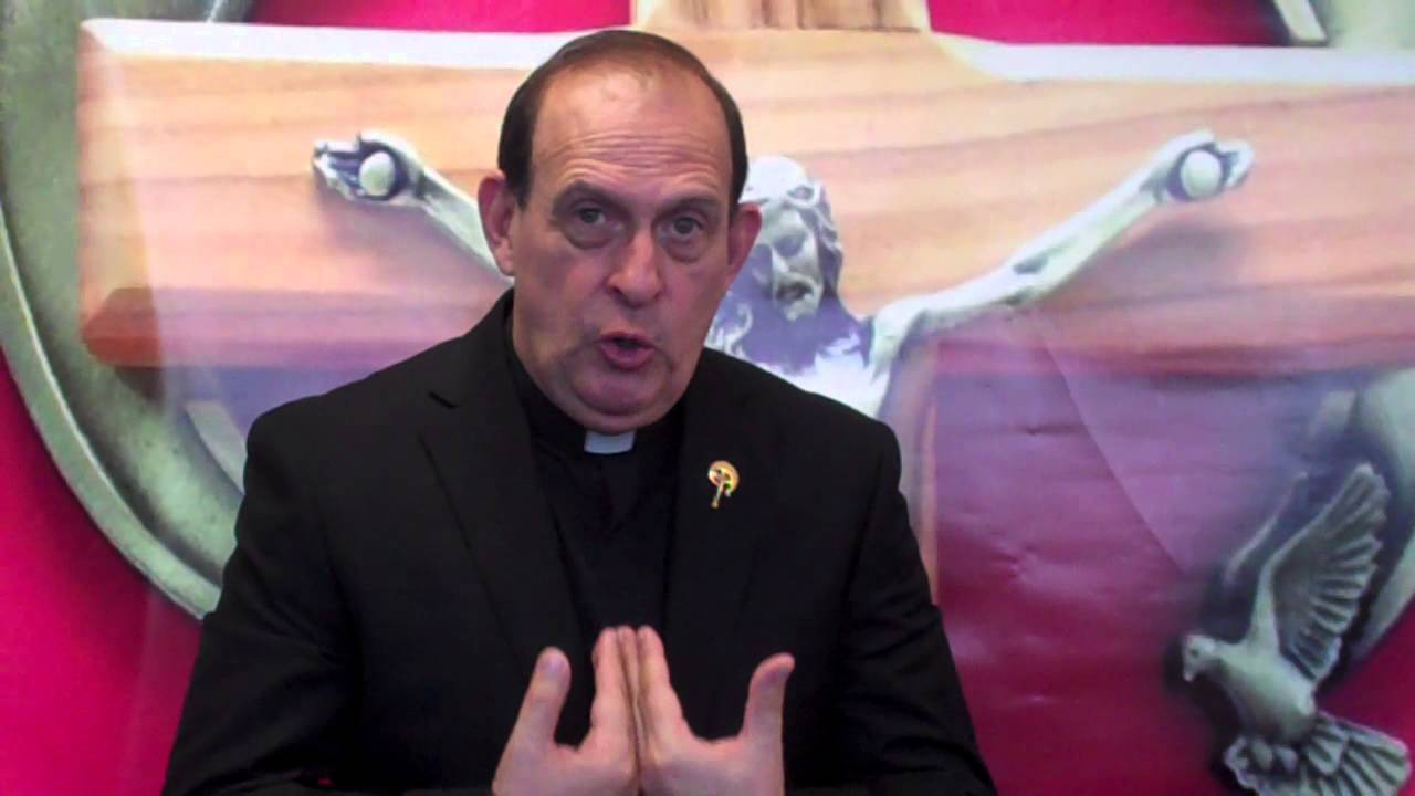 Padre Jose E. Hoyos - 