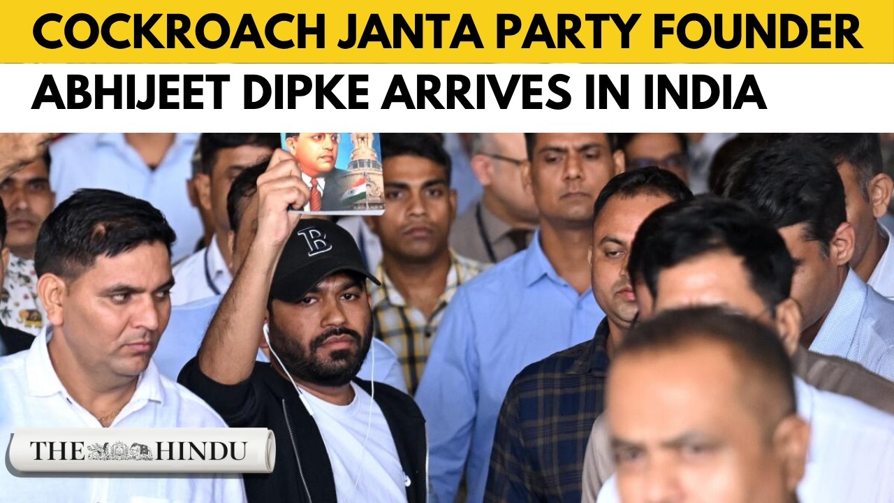 Założyciel partii Karaluch Janta Abhijeet Dipke ląduje w Indiach przed protestem Jantar Mantar