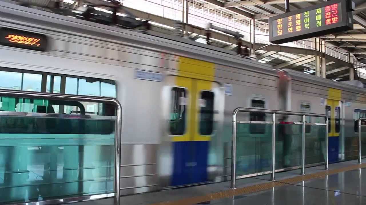 분당선 죽전역에 들어온 죽전행 열차 (Bundang Line Jukjeon Station)