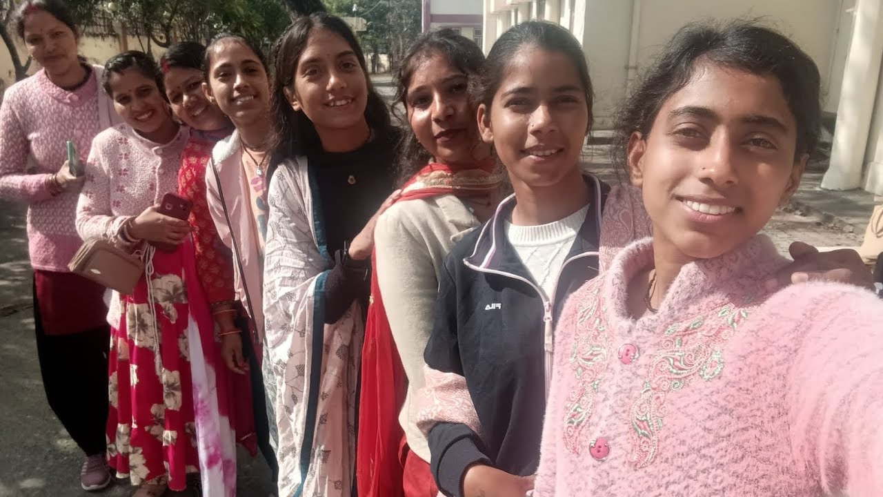 #हल्द्वानी से आए अपने घर 🫶💓 हल्द्वानी बने इतने सारे बने फ्रेंड💕❤️#uttarakhand #phadilifestyle #love 