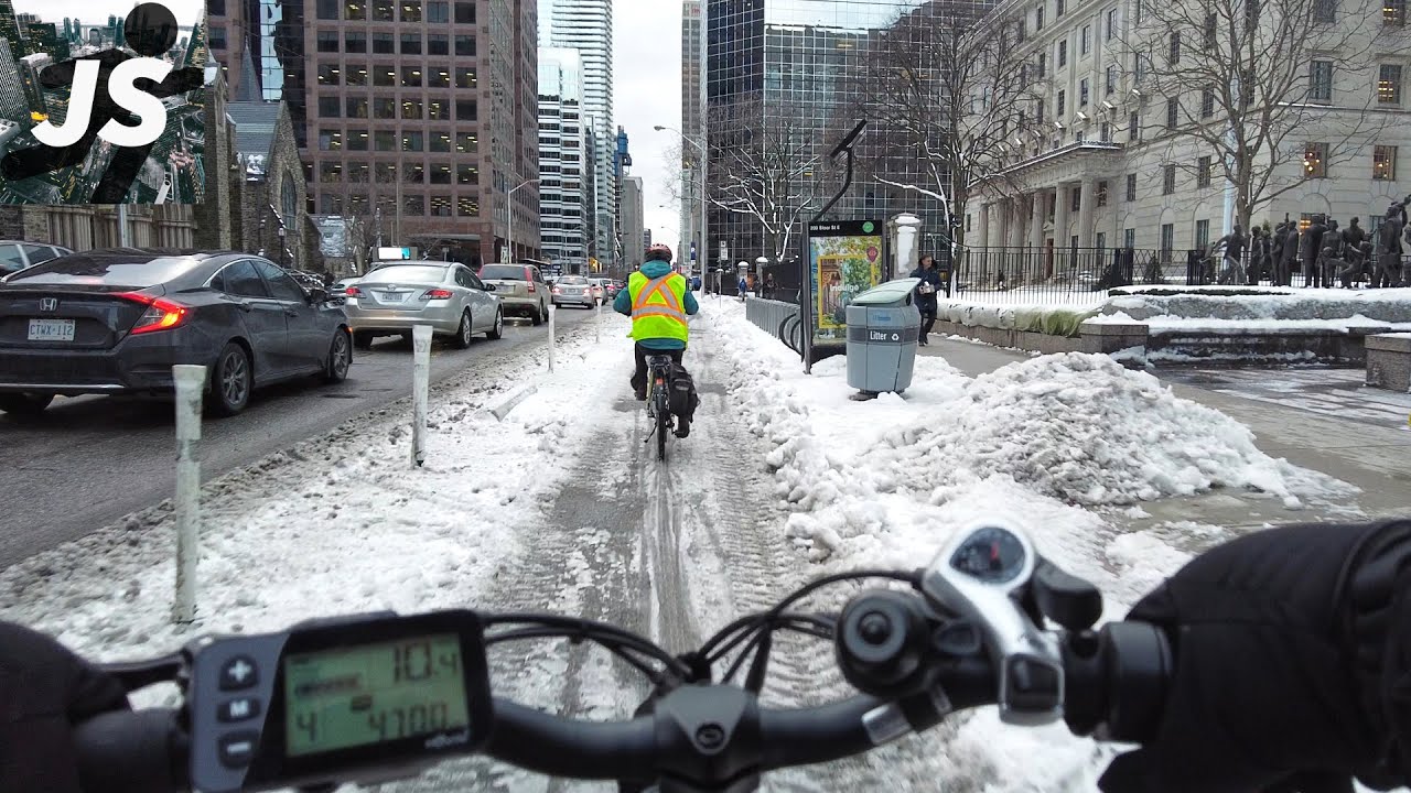 Brutal Winter Bike Lane Conditions | Toronto Ride (Jan 2023)