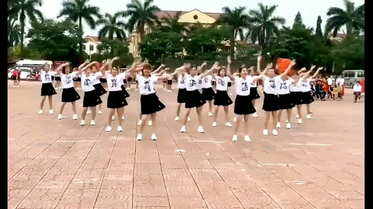 PHỐ HOA // Giải nhất huyện 2021- Clb Đông giao- LĐ  (bài cùng hướng👉)