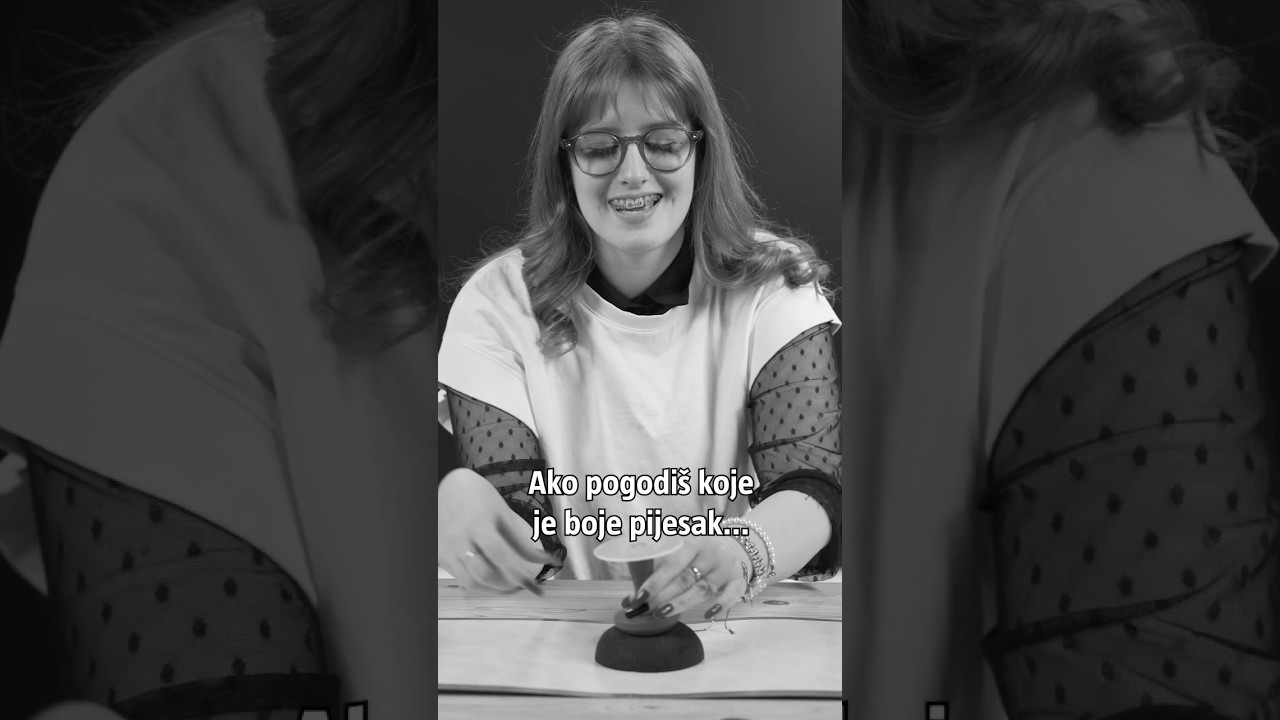 Može&scaron; li pogoditi boju pijeska? 🌈  - Stella Smajić #Shorts