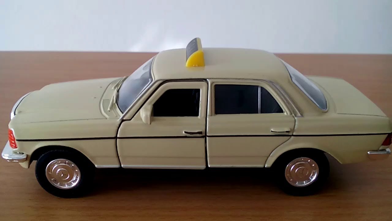 Mercedes-Benz 230 E Taxi W123 Welly NEX Model 1/34-38
