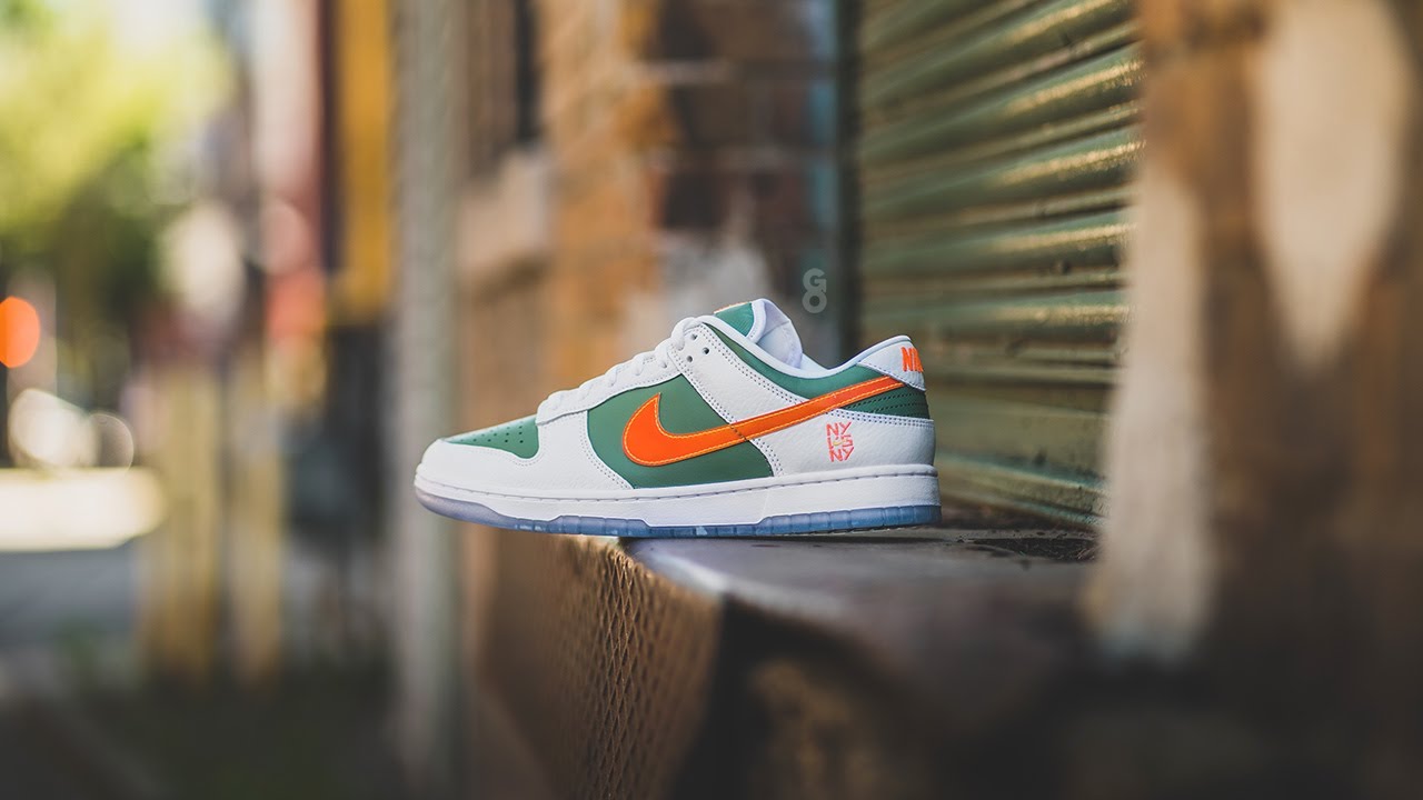 Nike Dunk Low SE 