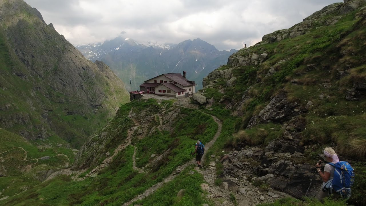 SENTIERO delle OROBIE ORIENTALI - dal Rifugio A.Baroni al Brunone al Rifugio M.Merelli al Coca