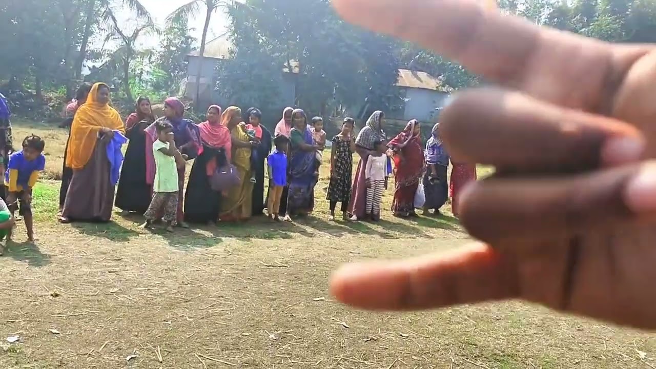 বাচ্চাদের বল নিক্ষেপ খেলা