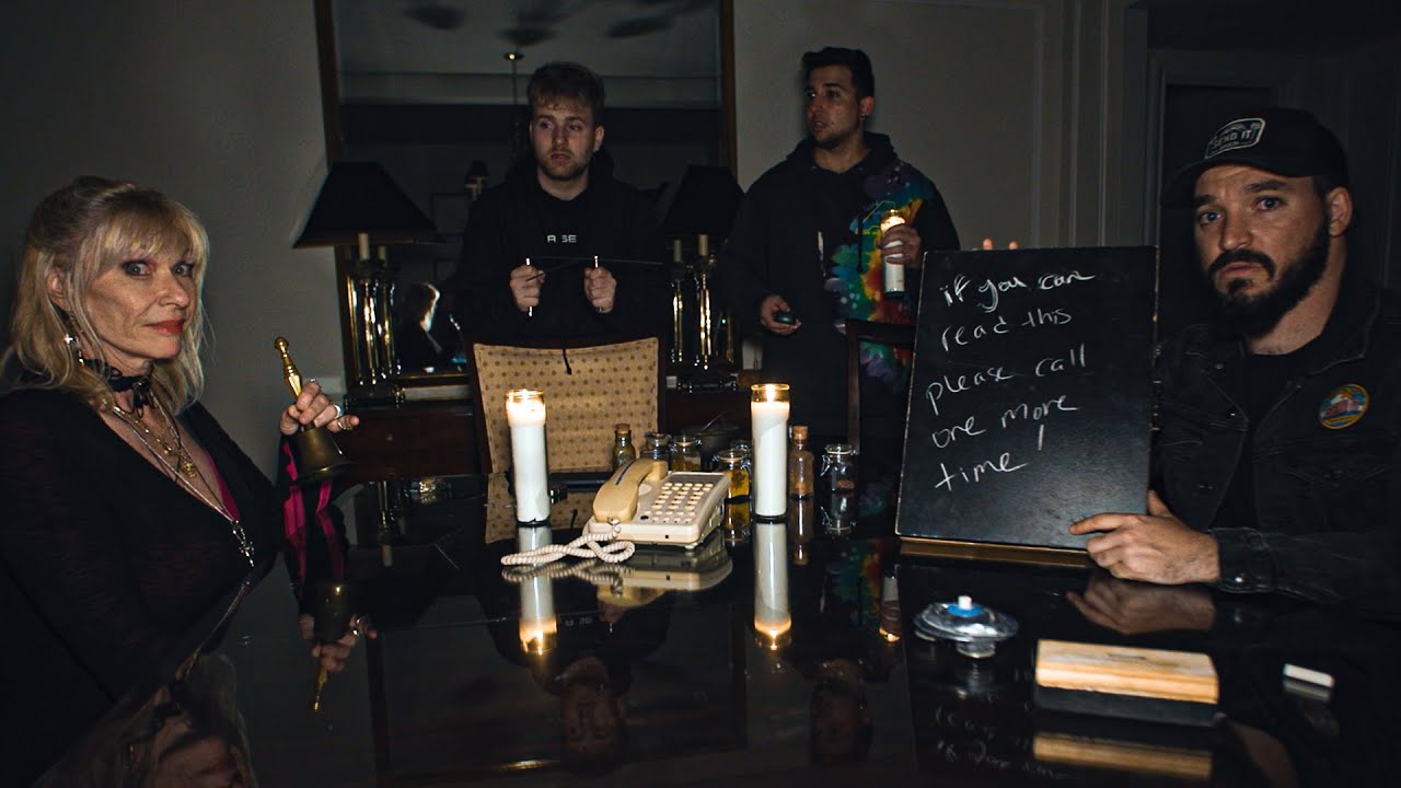 OVERNIGHT in HAUNTED BILTMORE HOTEL: Witch's S&eacute;ance