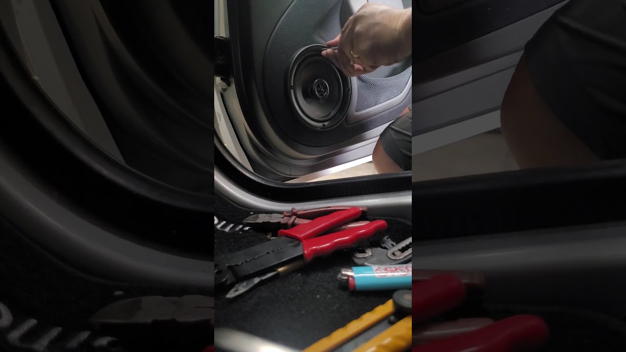 Sostituzione altoparlanti smart 451 2°parte