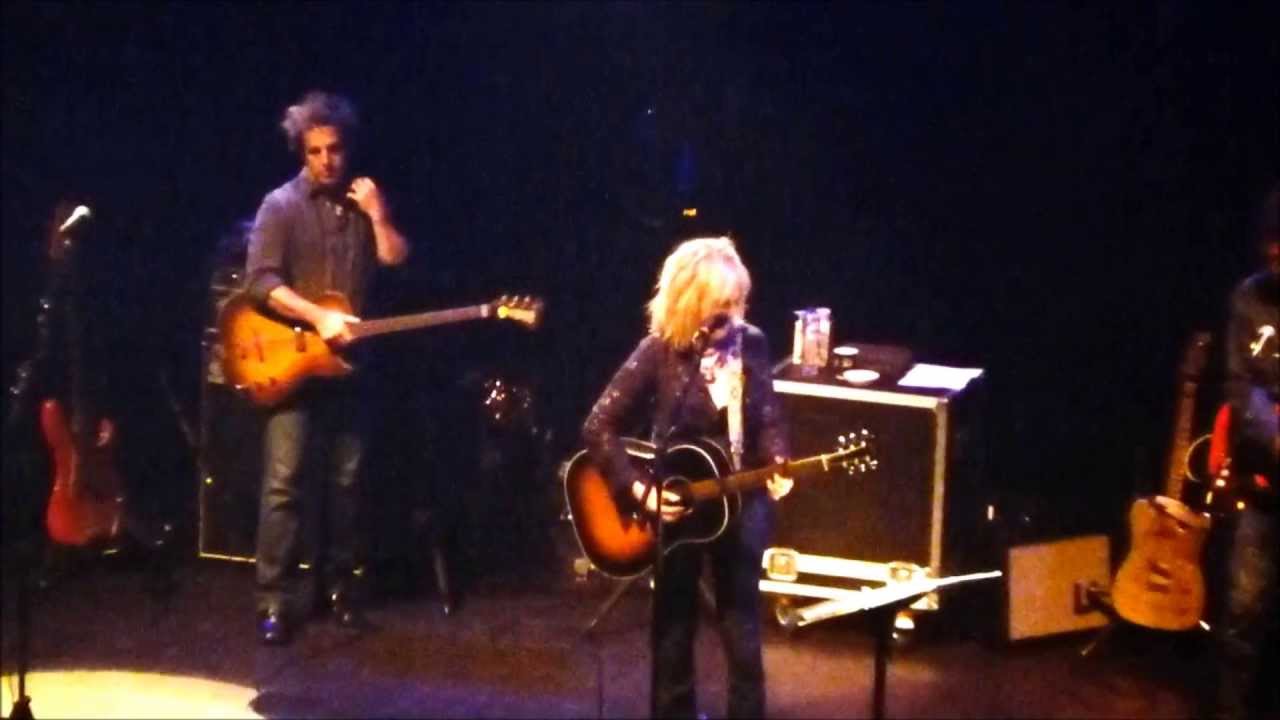 LUCINDA WILLIAMS LIVE IN EINDHOVEN 31-5-2013 (PART 1-4)