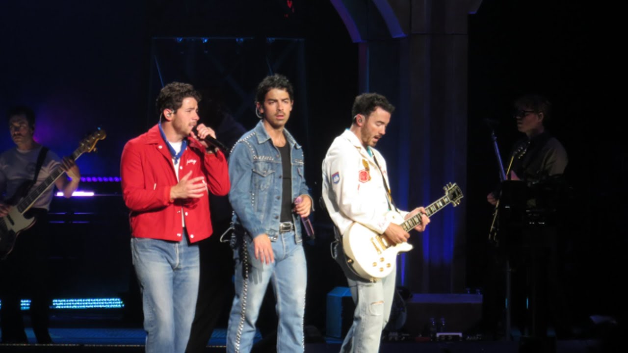 JONAS BROTHERS CONCERT VLOG | JIFFY LUBE LIVE | TUESDAY, AUGUST 12TH 2025 (BRISTOW, VA)