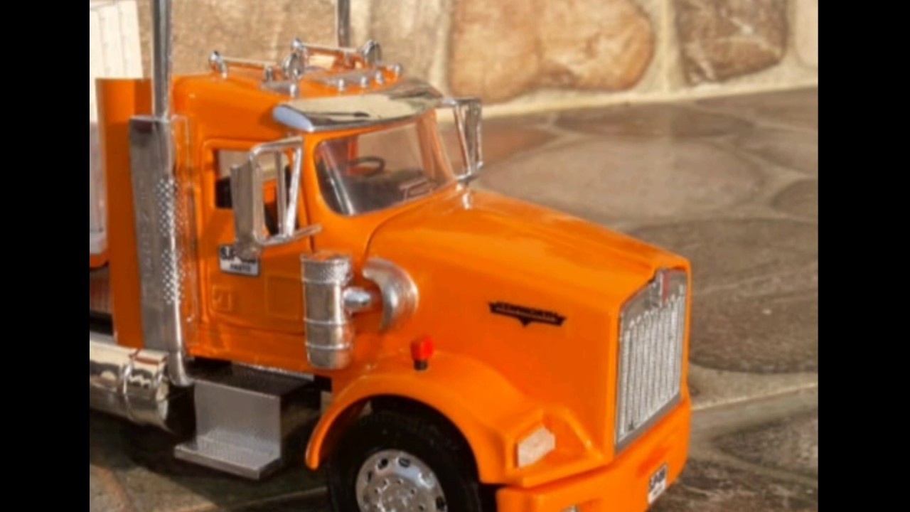 Piezas cortadas para camión a escala 1-10  (kenworth t800 cabina estándar)