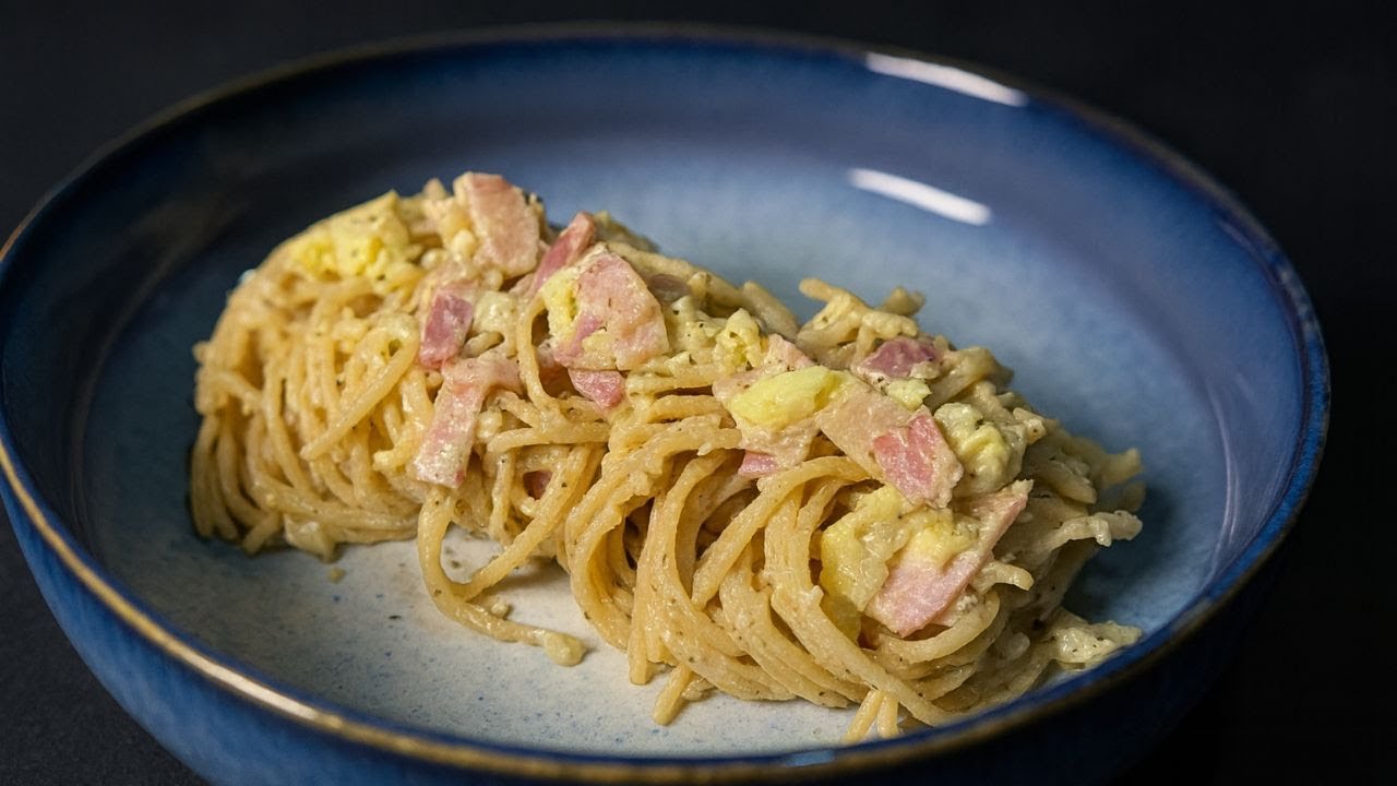Creamy Camembert Spaghetti with Bacon | Easy and Super Delicious!