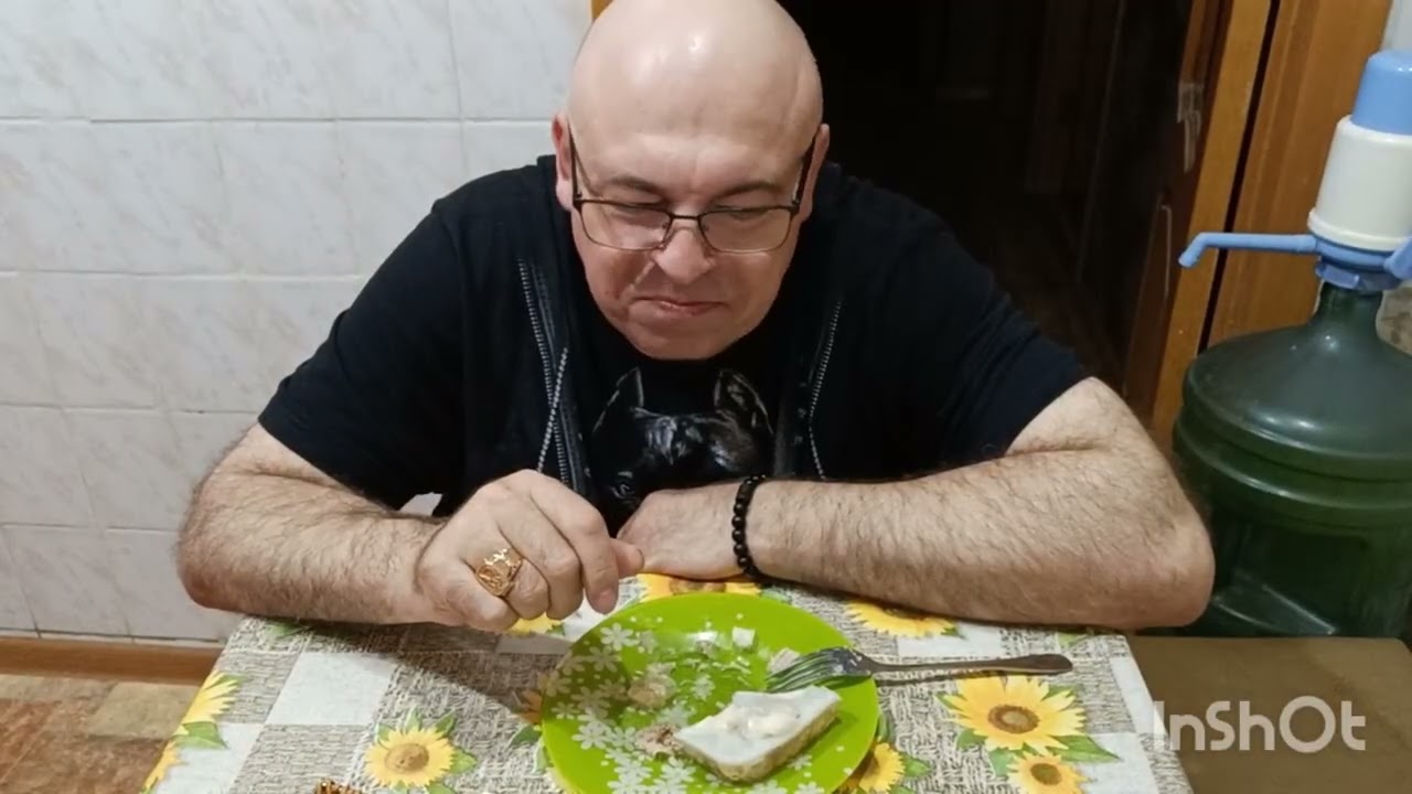 Мукбанг. Холодец с хреном. Реальные встречи с рептилоидами.