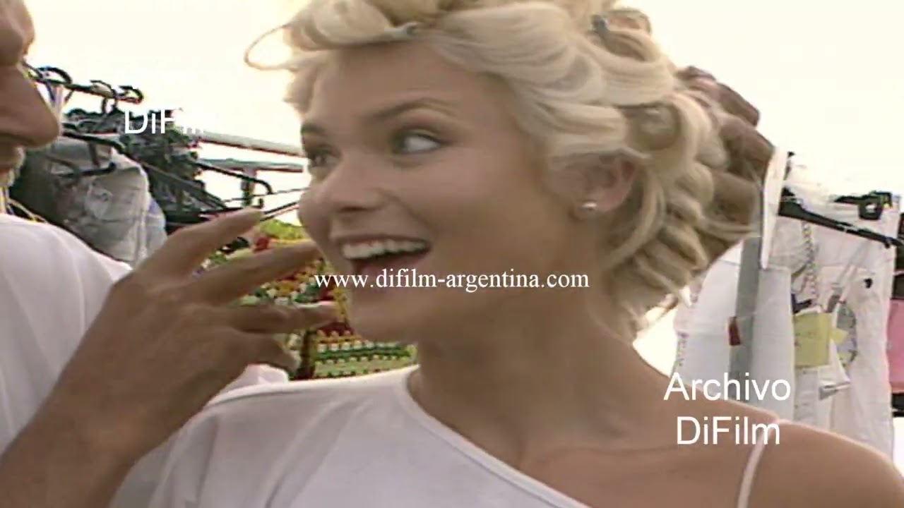 Backstage con modelos en desfile de Roberto Giordano en Chile 2004