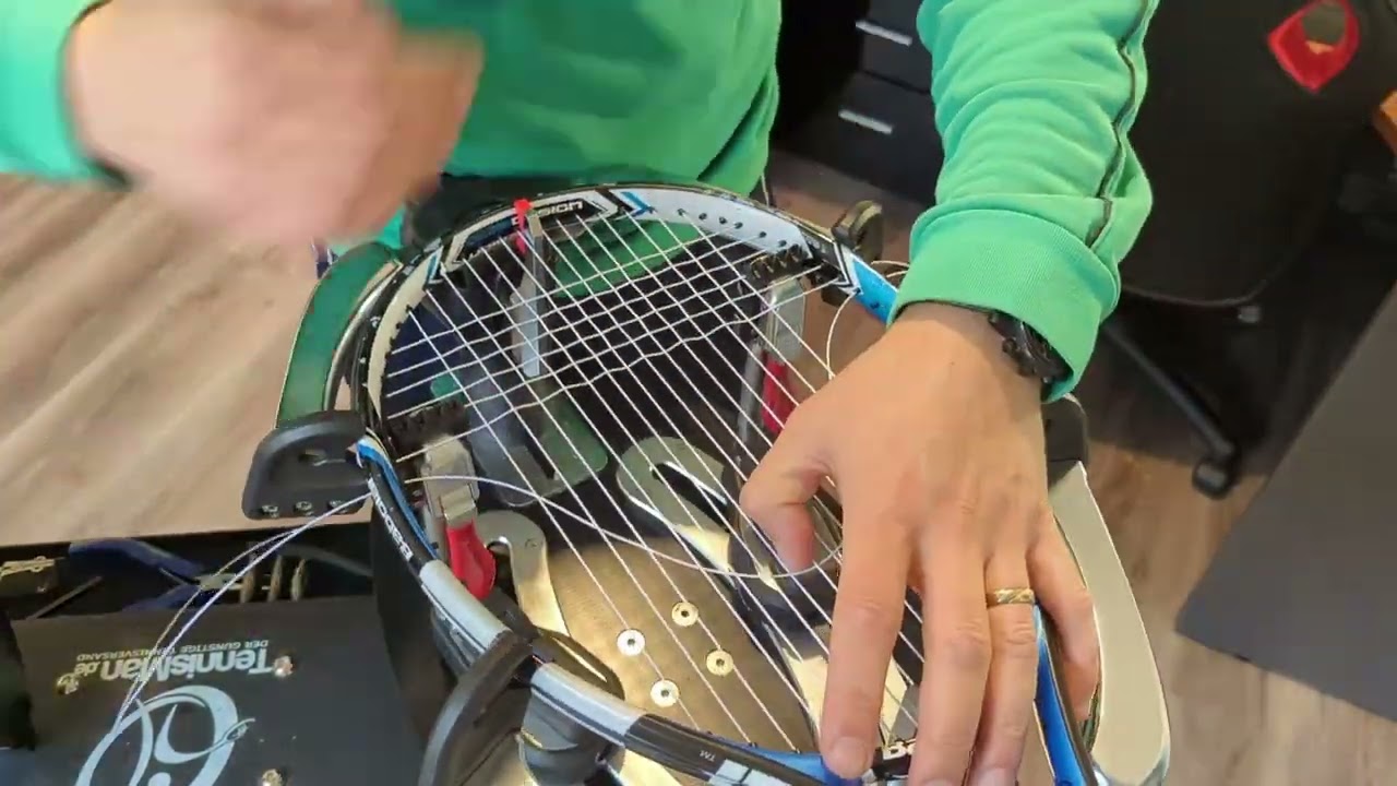 Comment corder une raquette de tennis avec la methode du Tour Du Monde (TDM) 2eme version