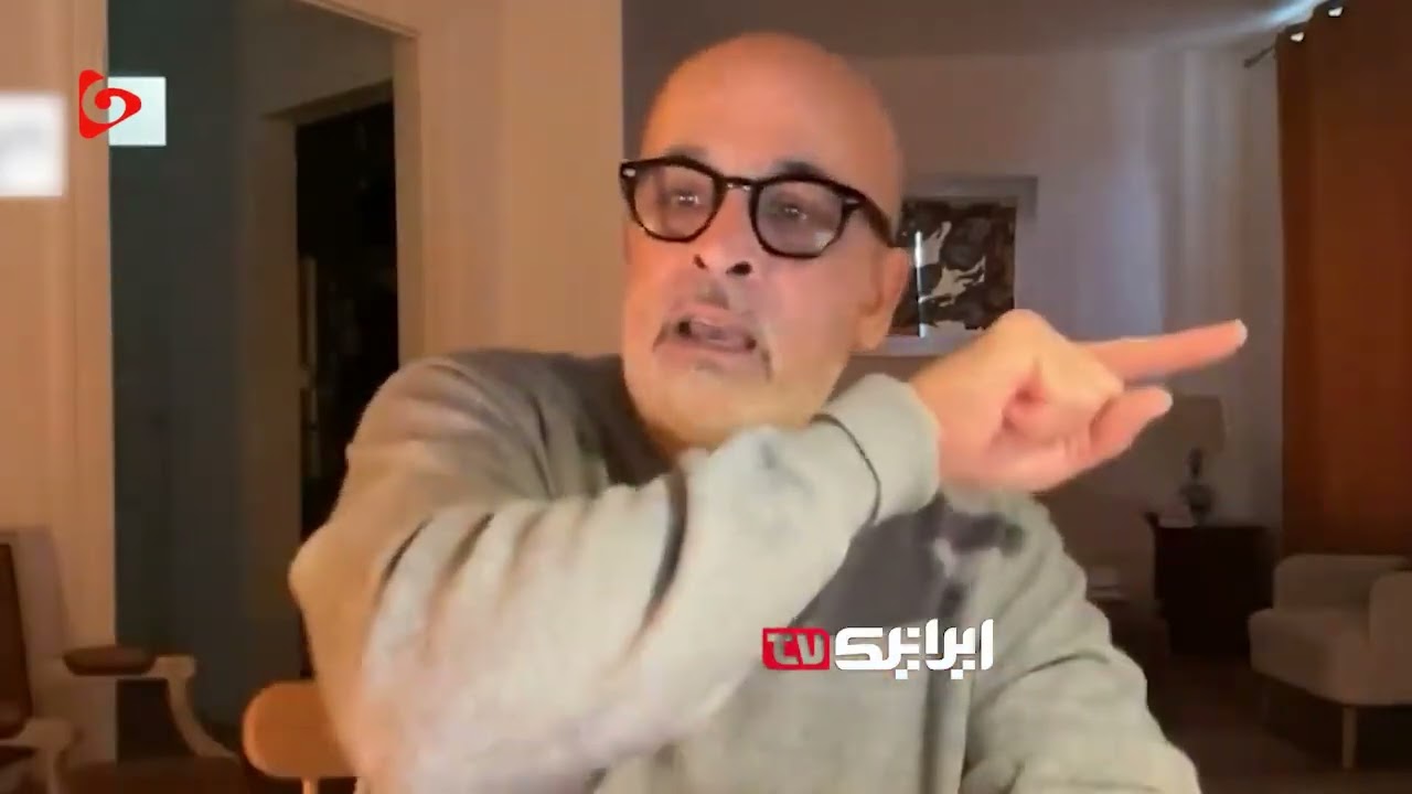 حمله تند مشاور پیشین رضا پهلوی؛ او از هر ابله بی‌سوادی ابله‌تر است